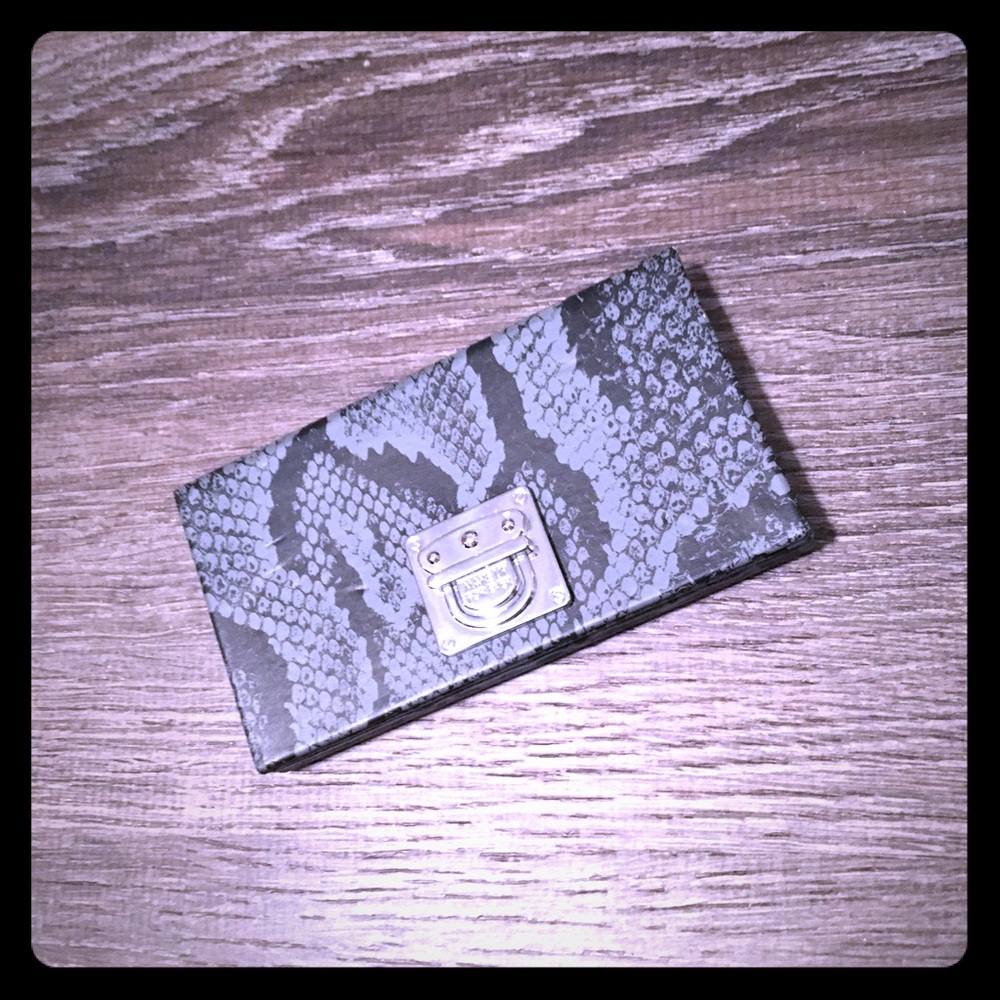Eyeshadow palette by Make Up Forever